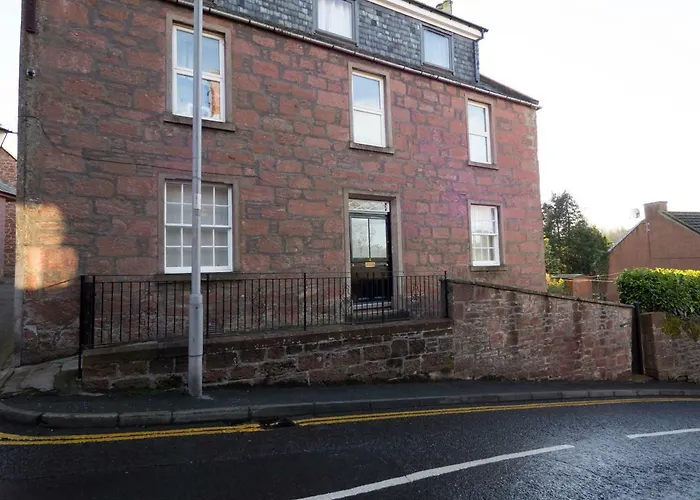 The Gallery Flat, 4 Tannage Brae