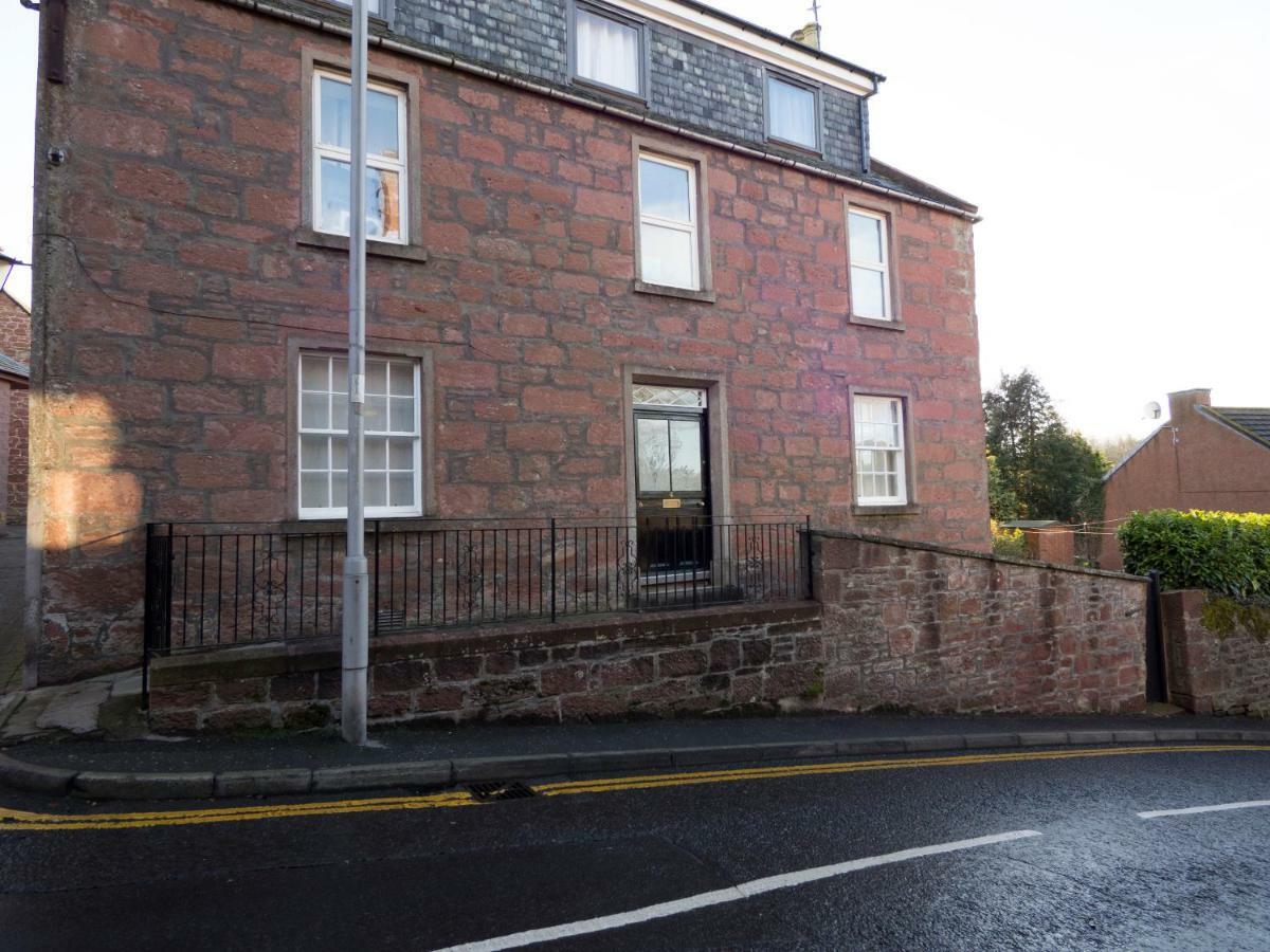 The Gallery Flat, 4 Tannage Brae * Kirriemuir